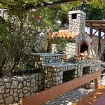 Marijeta Apartman *